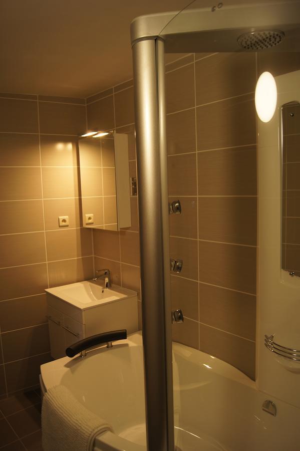 Hotel Bouillon Eksteriør billede
