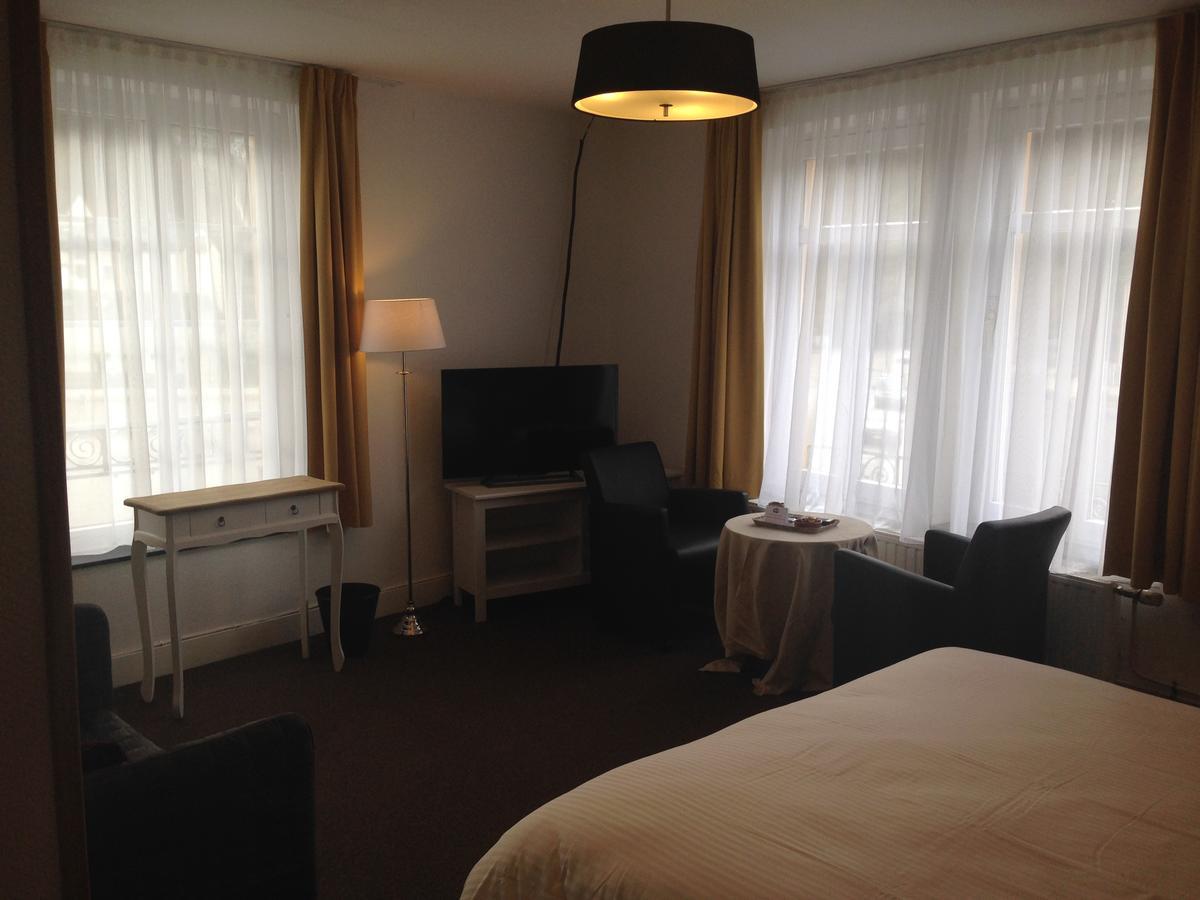 Hotel Bouillon Eksteriør billede