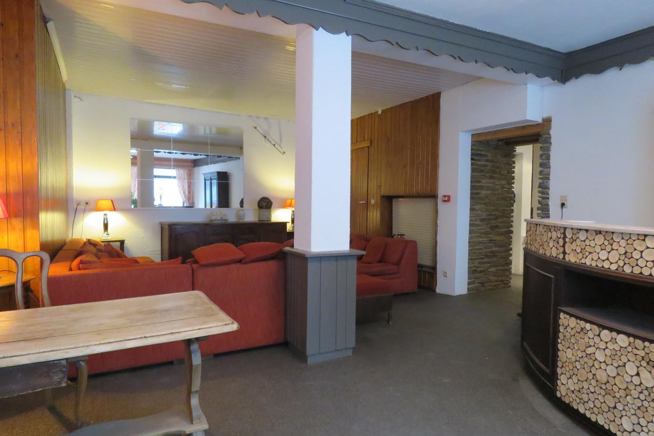 Hotel Bouillon Eksteriør billede